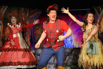 IMG_7089i Dave Anderson, John Kielty, Joanne McGuiness.jpg