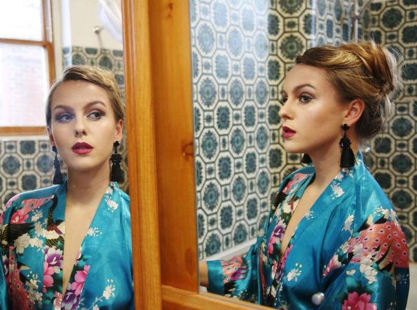 TheBathtubHeroine2_preview