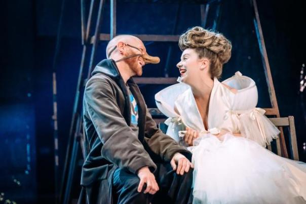 Cyrano 1 - Brian Ferguson and Jessica Hardwick - Credit Mihaela Bodlovic.jpg.gallery.jpg